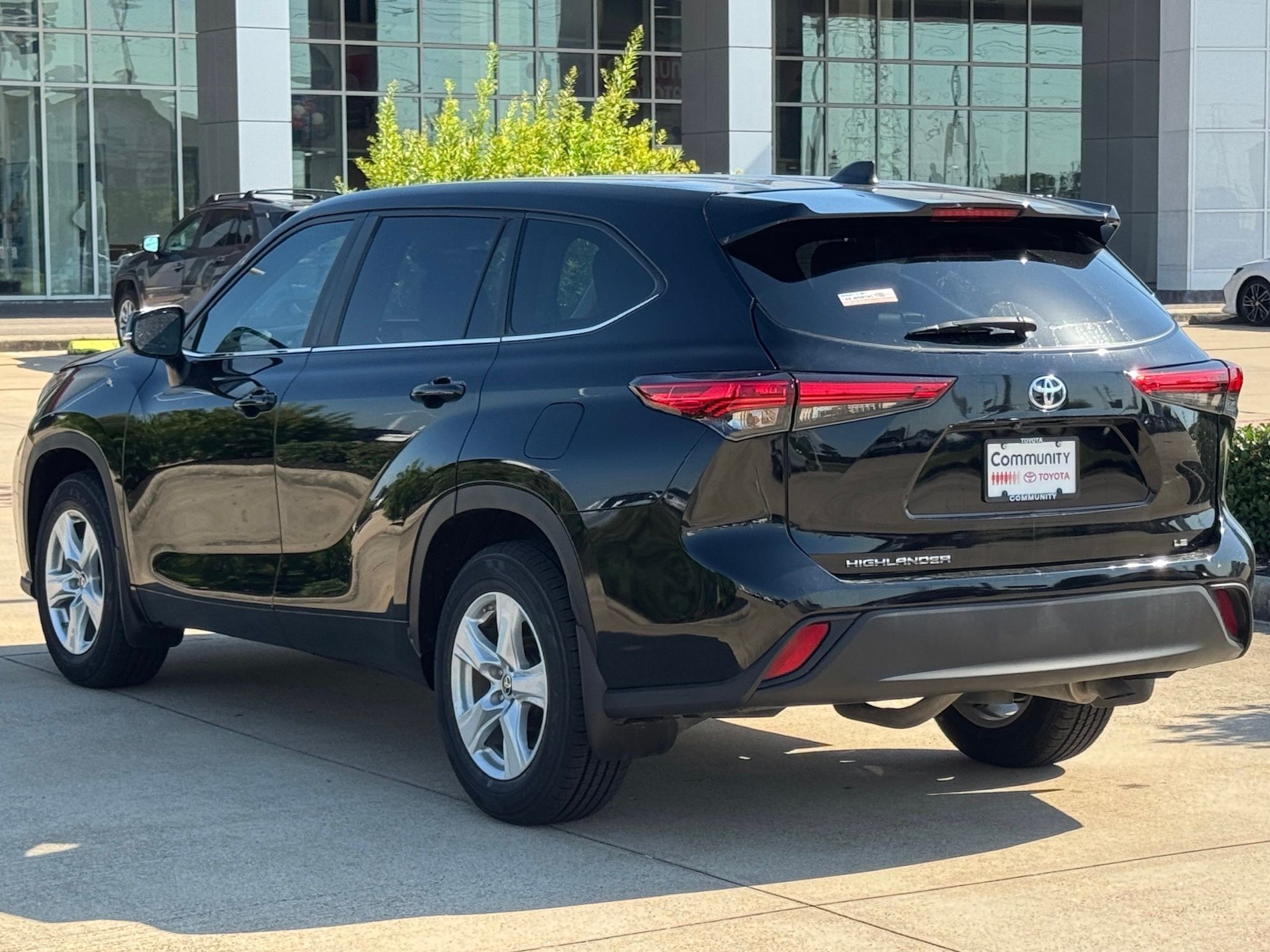 2023 Toyota Highlander LE Black at Don McGill Toyota