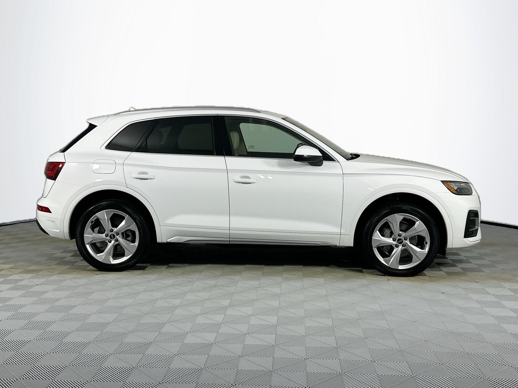 used 2021 Audi Q5 car, priced at $24,998