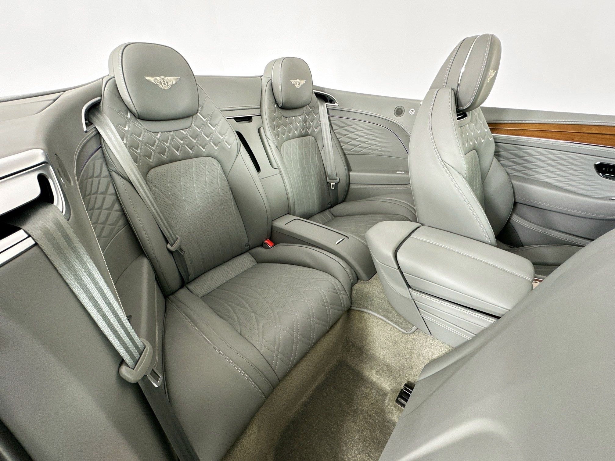 new 2026 Bentley Continental GTC car
