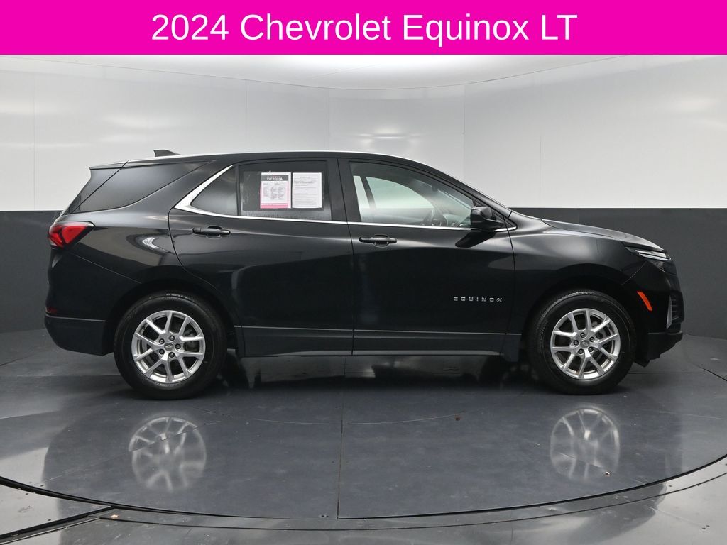 2024 Chevrolet Equinox LT - 3