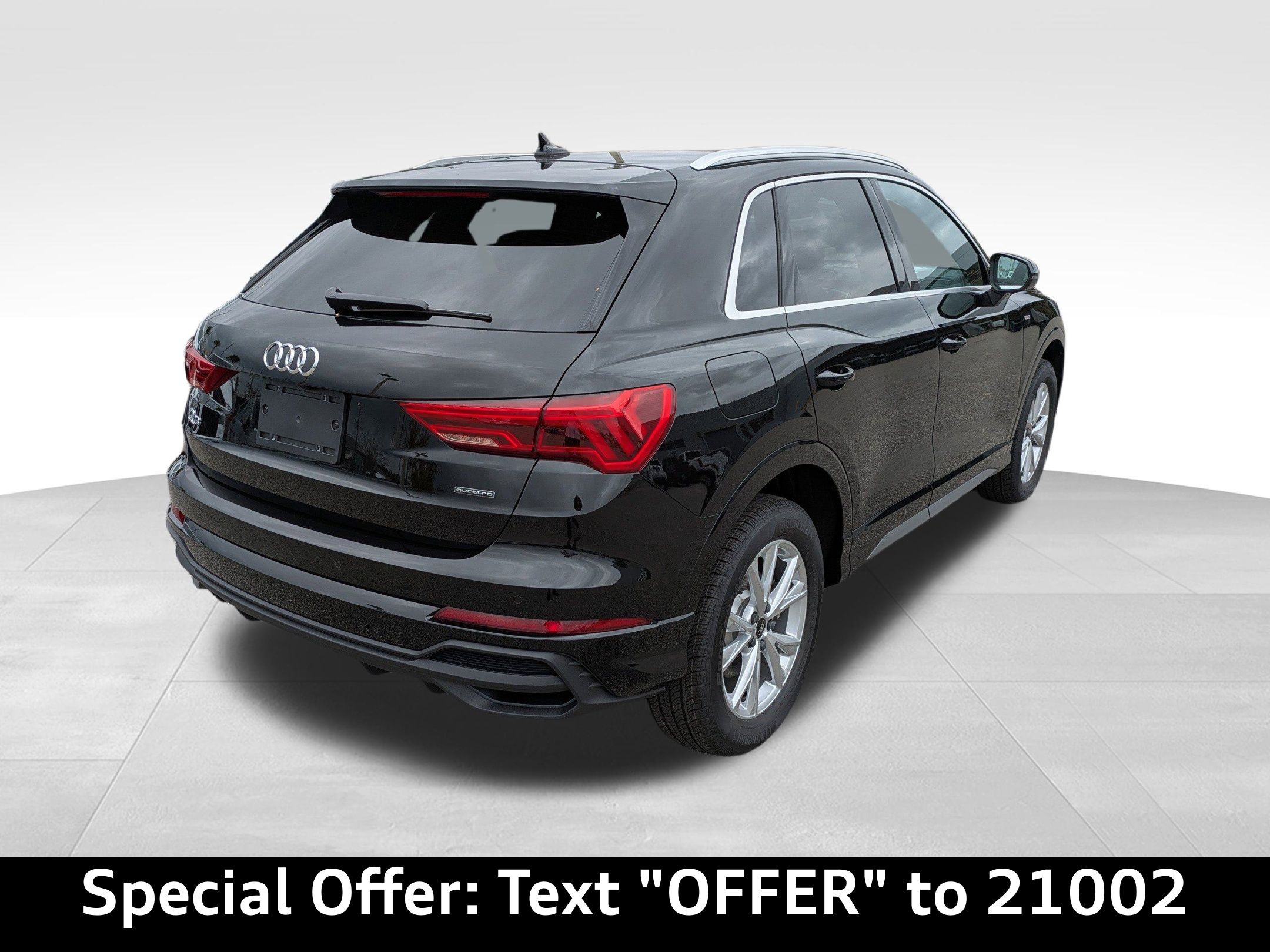 2025 Audi Q3 Premium S line 45 TFSI photo 3