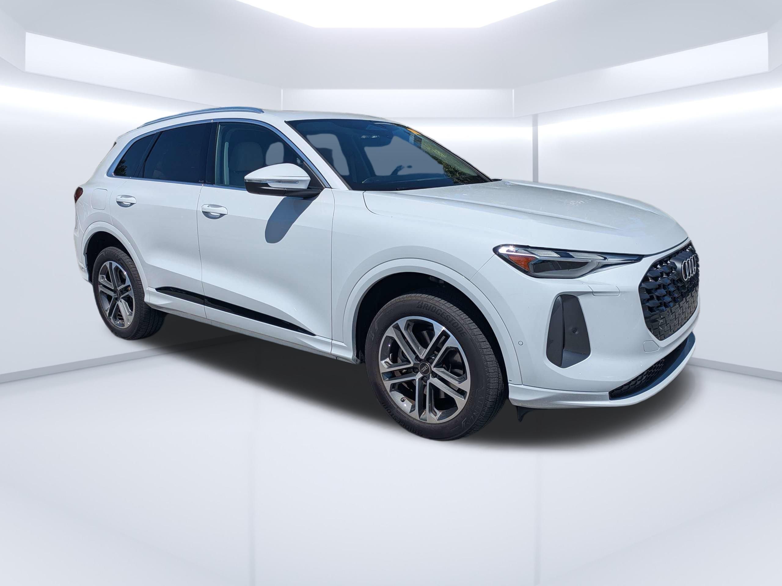 2025 Audi Q5 40 Premium's photo