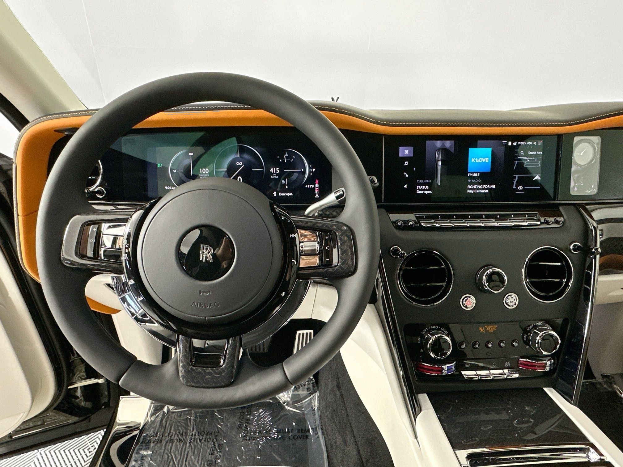 new 2026 Rolls-Royce Cullinan car, priced at $587,550