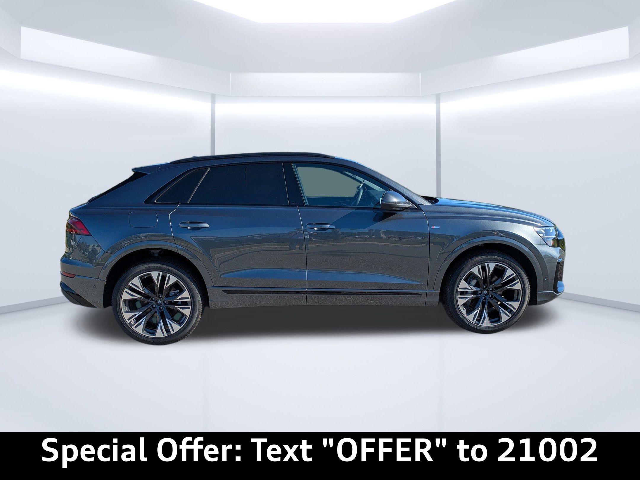 Audi 2026 Q8 Premium Plus 55 TFSI quattro