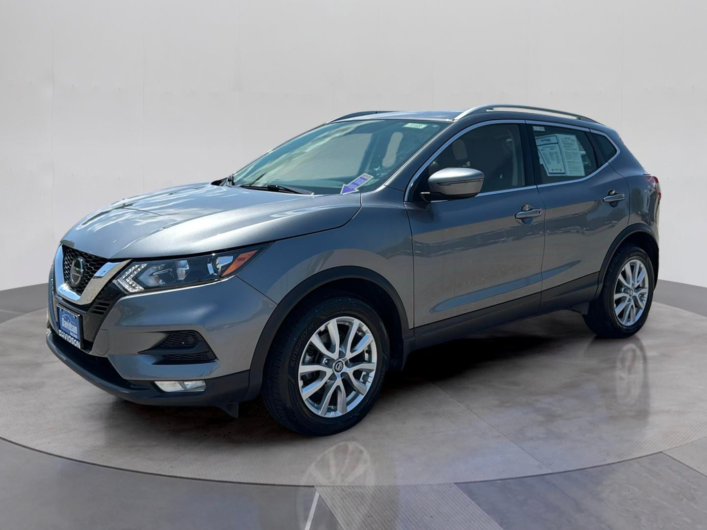 2022 Nissan Rogue Sport SV