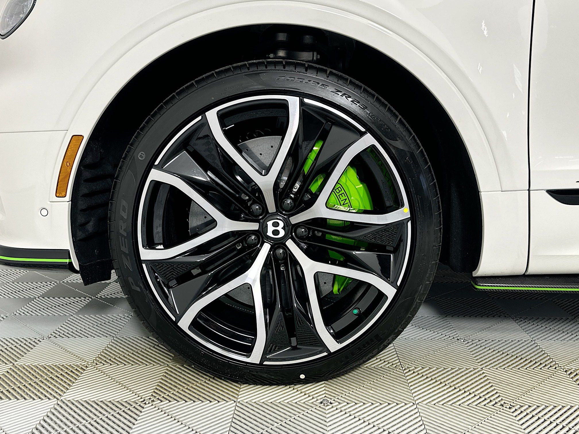 new 2026 Bentley Bentayga car