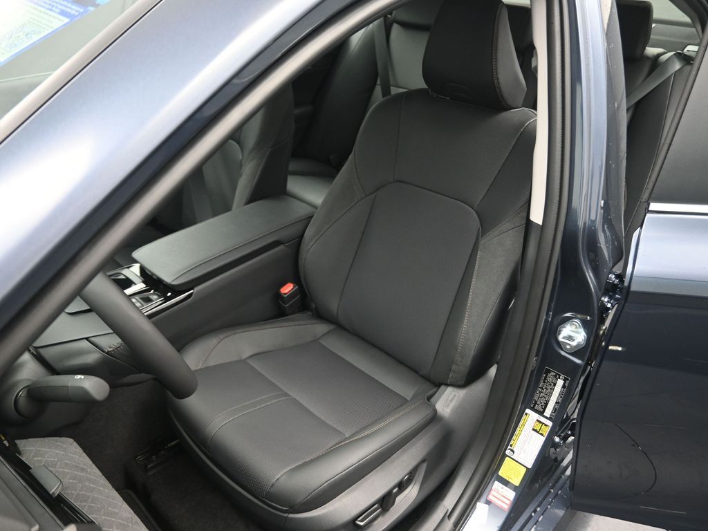 2026 Toyota Camry XLE - 9