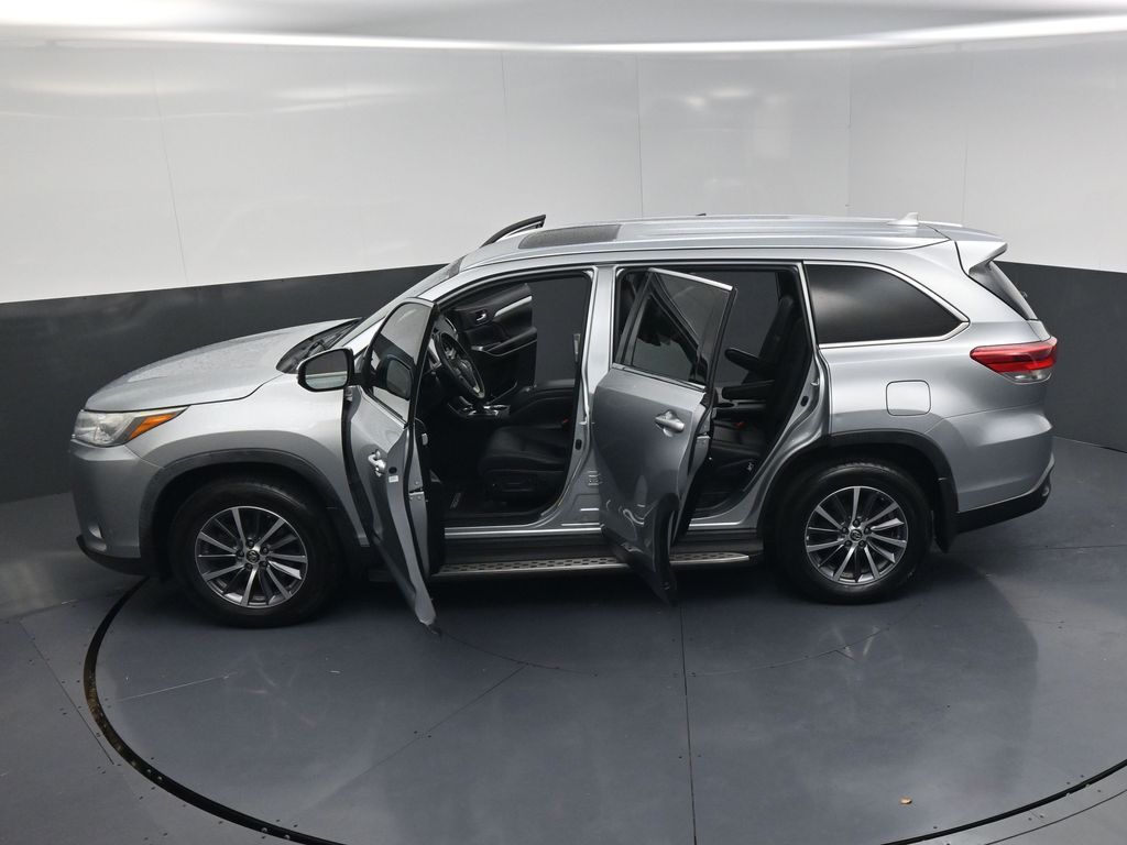 2019 Toyota Highlander XLE Silver at DeMontrond Mazda