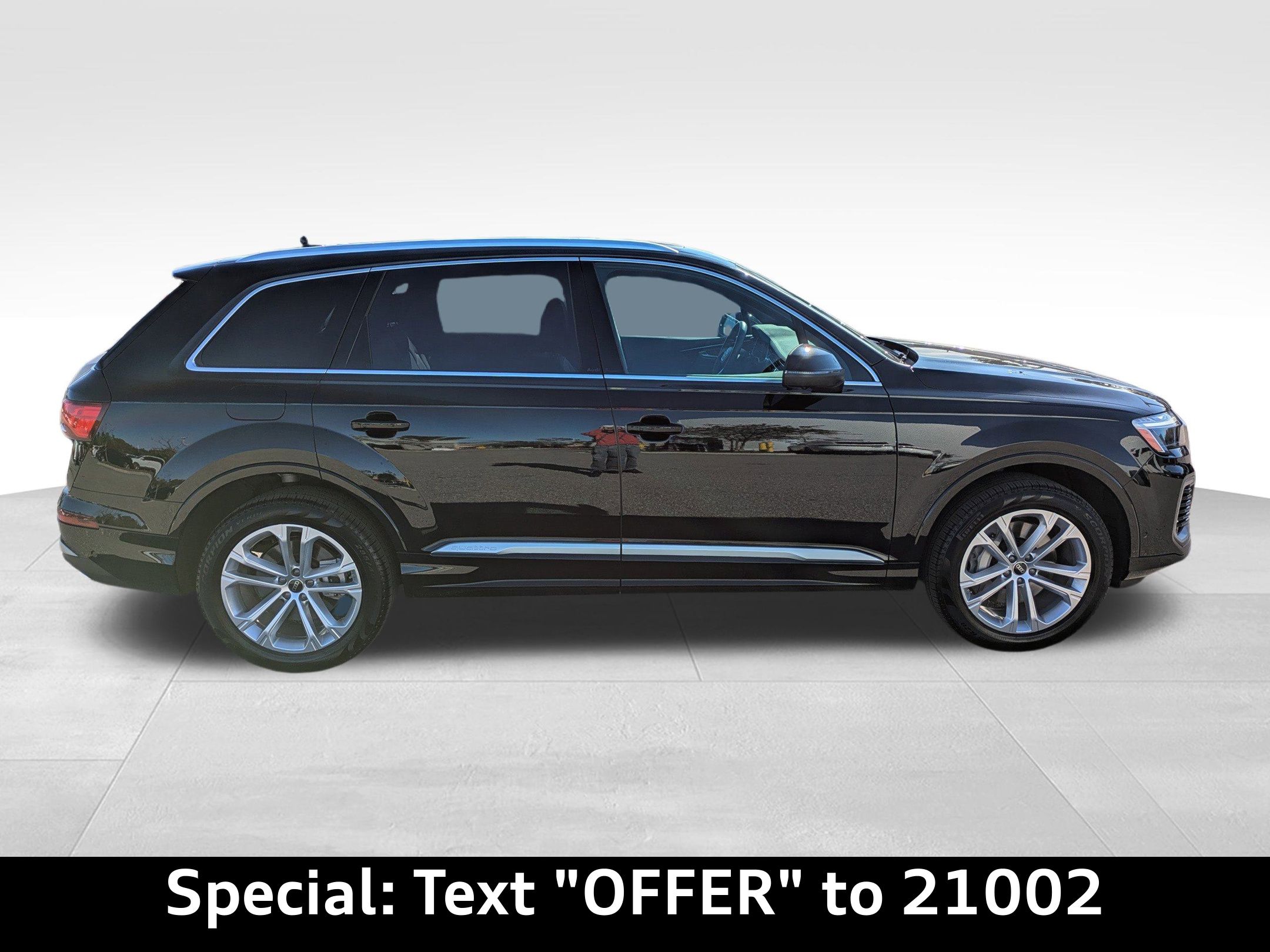 Audi 2025 Q7 55 Premium Plus quattro