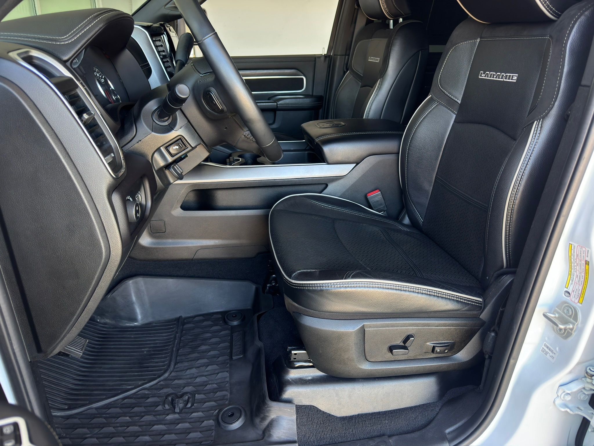 2024 Ram 2500 Laramie White at Texan Dodge Chrysler Jeep Ram