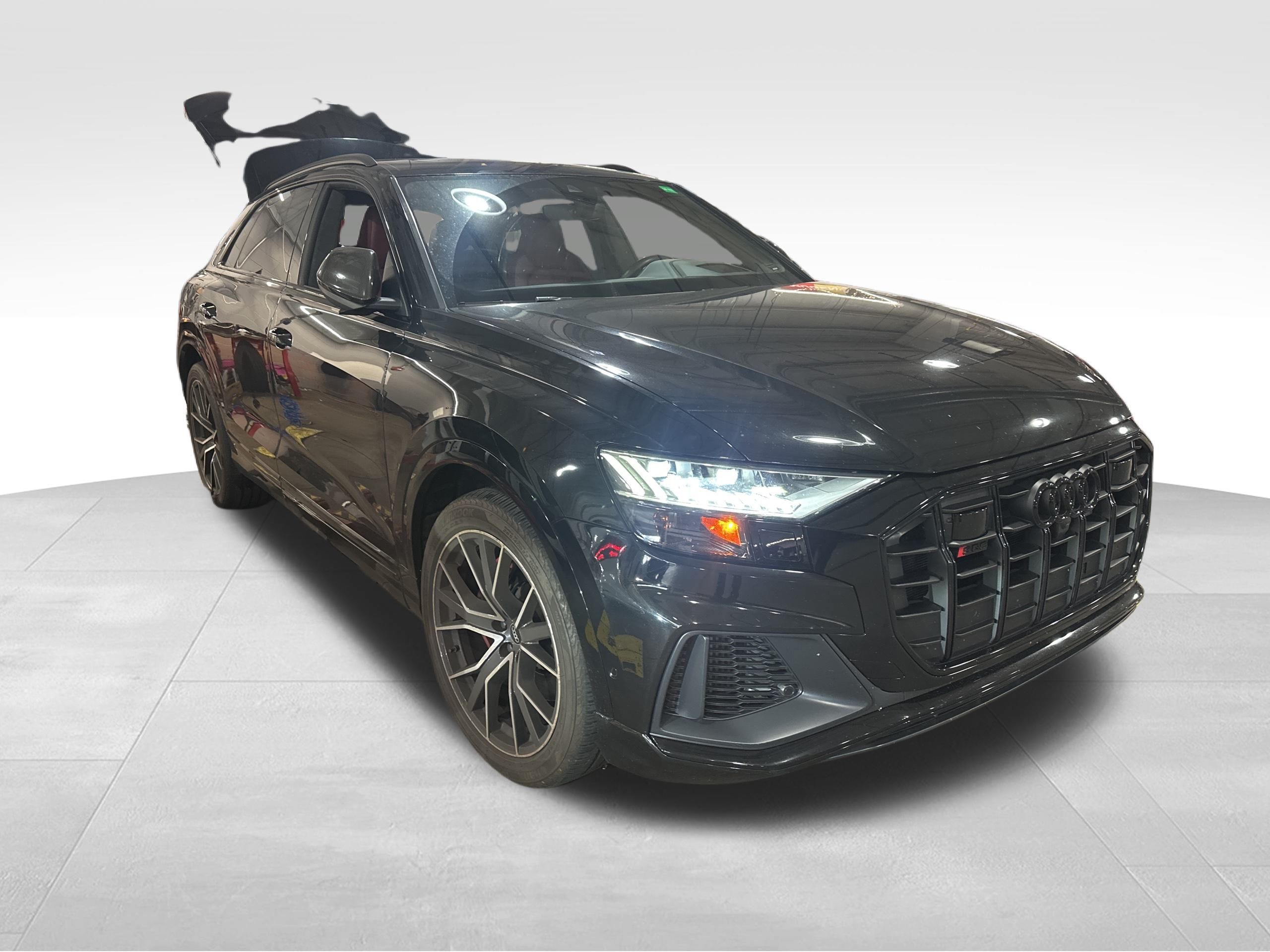 2022 Audi SQ8 Prestige's photo