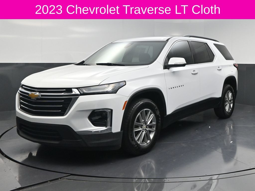 2023 Chevrolet Traverse LT White at AutoSavvy Houston Southwest