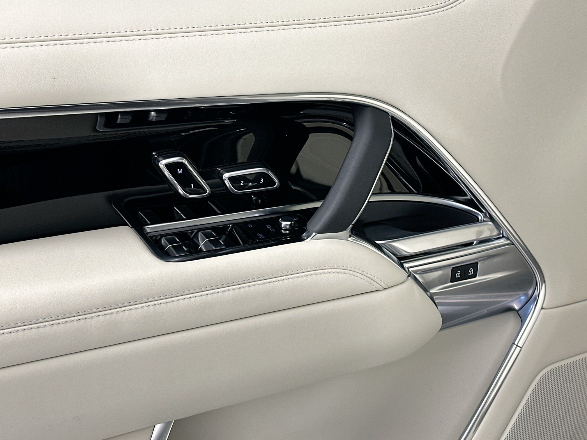 new 2026 Land Rover Range Rover car, priced at $130,615