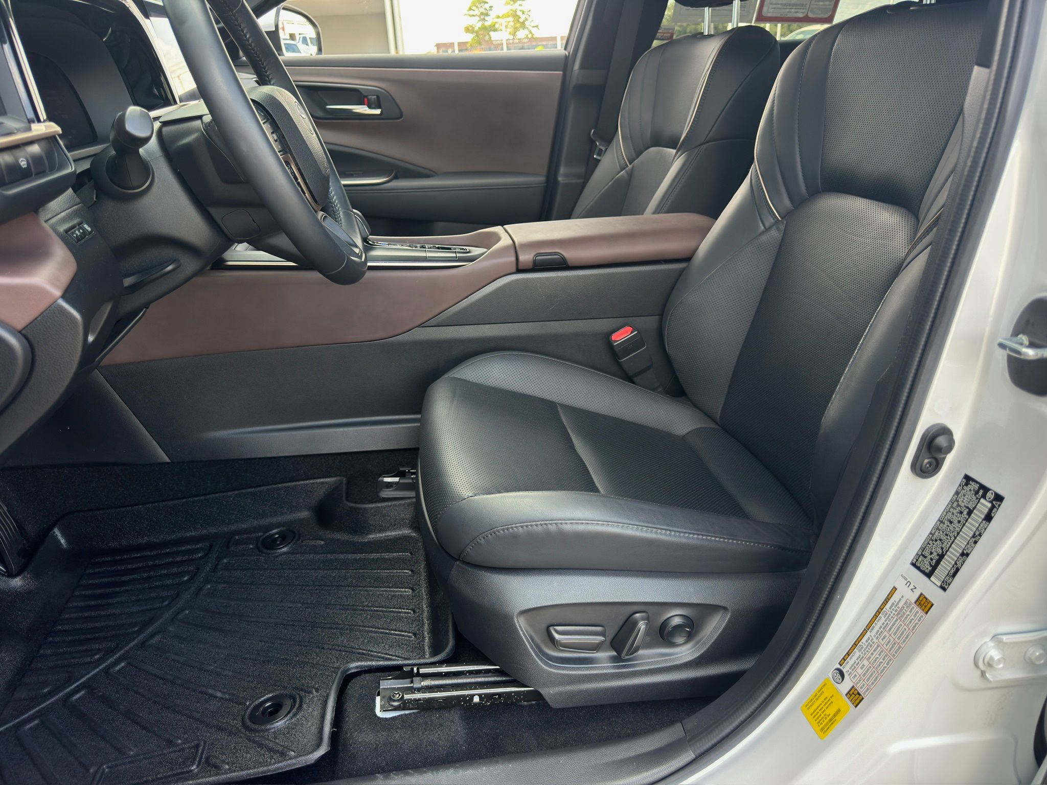 2023 Toyota Crown Limited - 11
