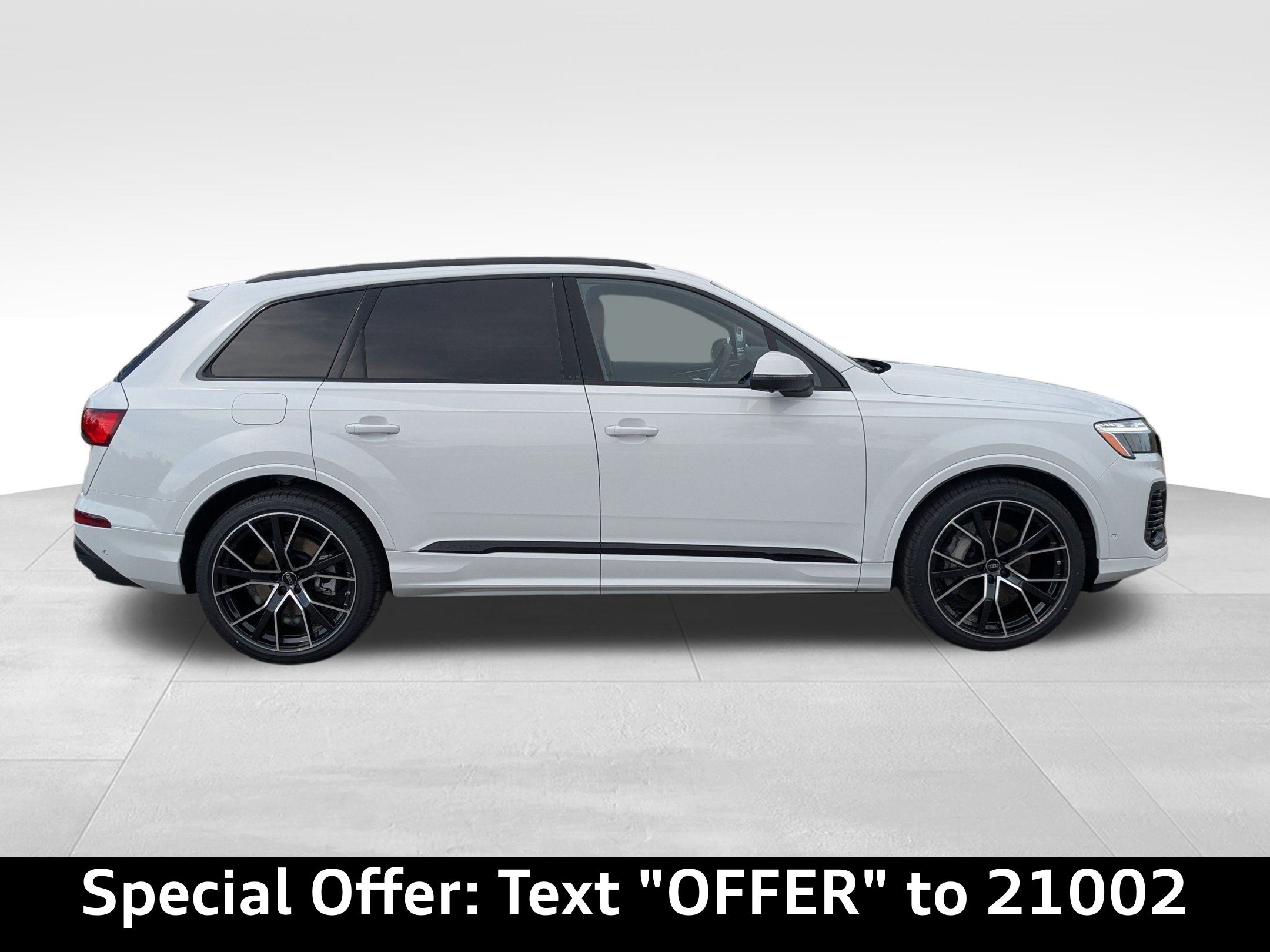 Audi 2025 Q7 55 Prestige quattro