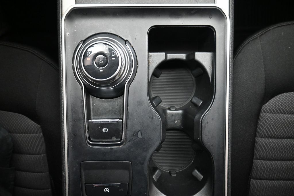 2024 Ford Edge SE White at DeMontrond Ford