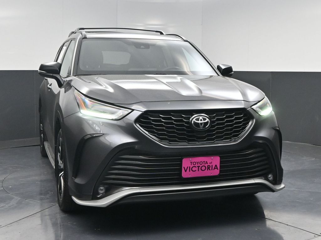 2021 Toyota Highlander XSE Gray at Autostrade