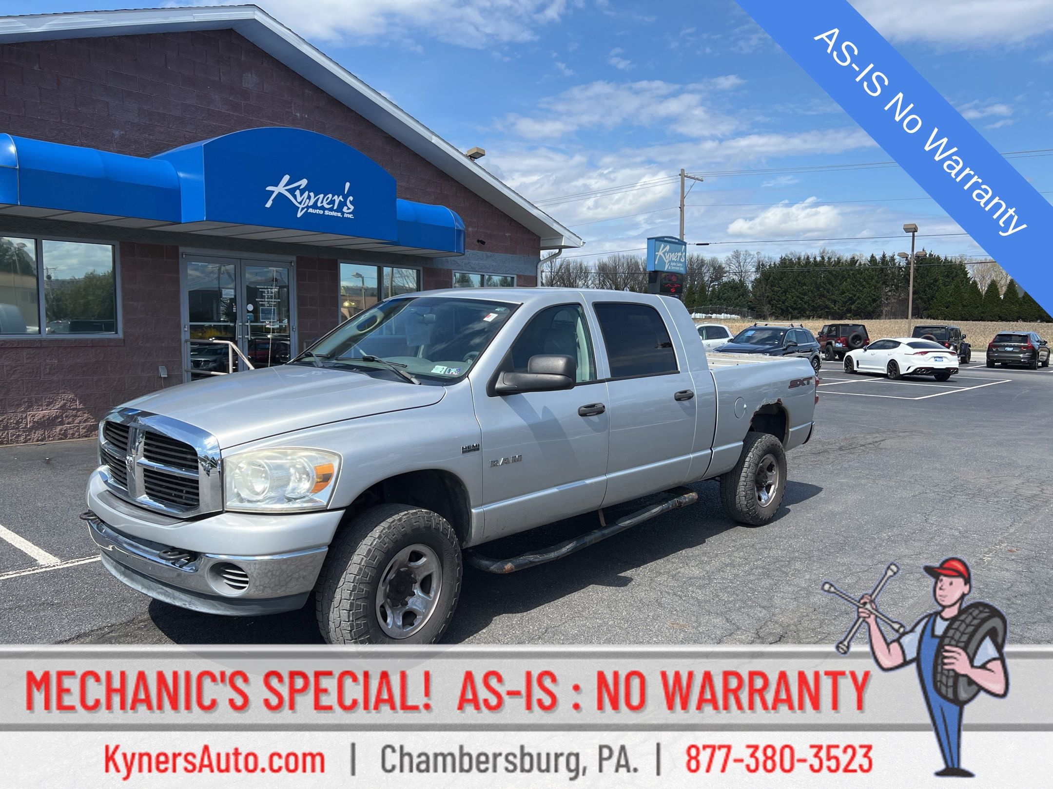 Bright Silver Metallic Clearcoat 2008 Dodge RAM 1500 Pickup Truck 5-Speed Automatic