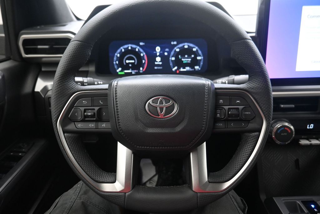 2026 Toyota Tacoma Hybrid TRD Off Road - 6