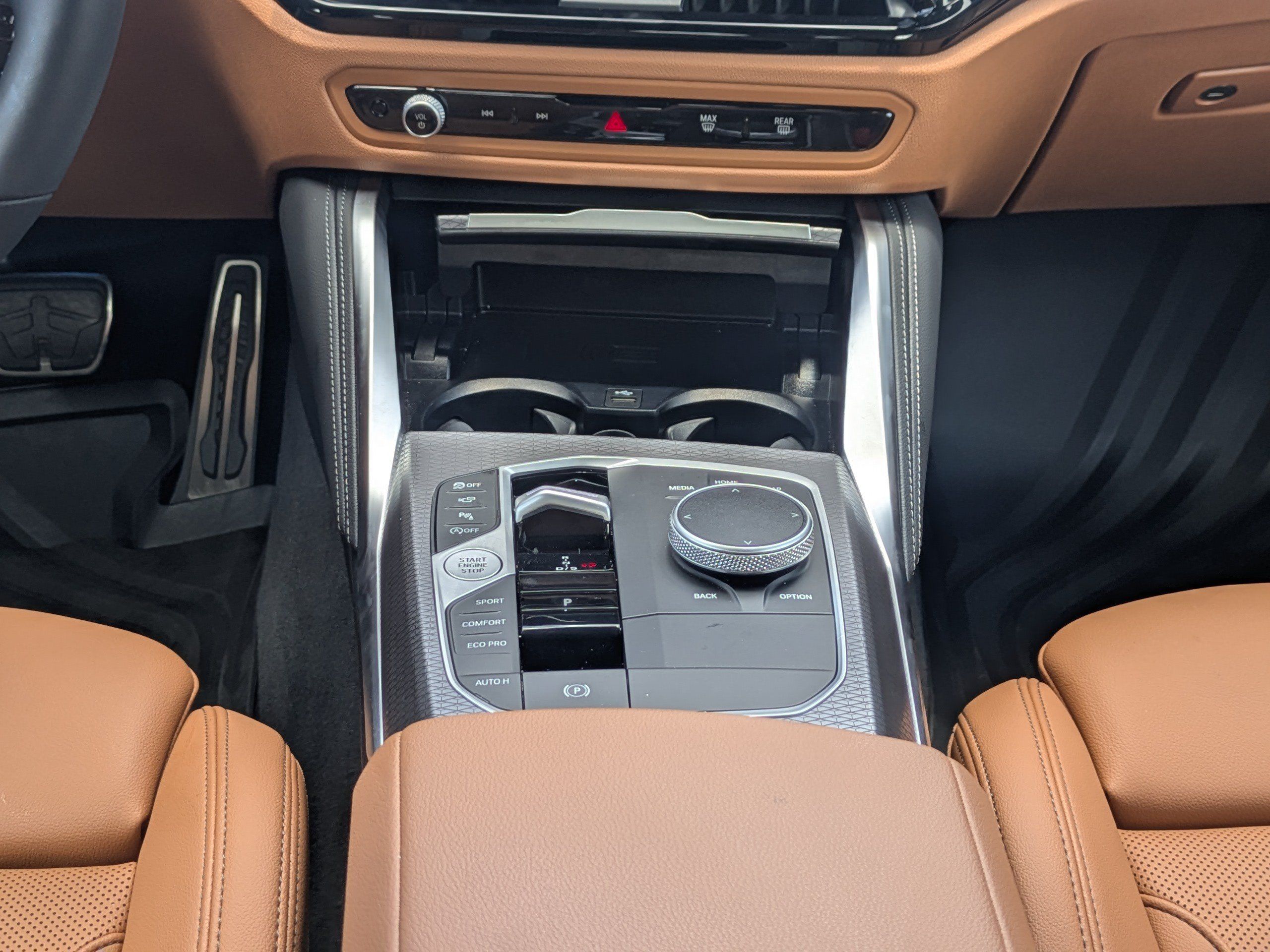 2026 BMW 4 Series M440i - Photo 25