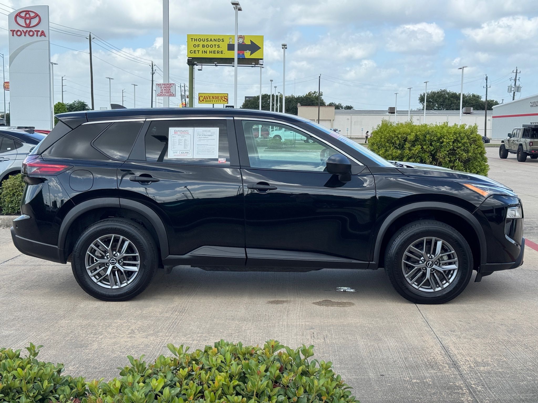 2024 Nissan Rogue S Black at Central Houston Nissan