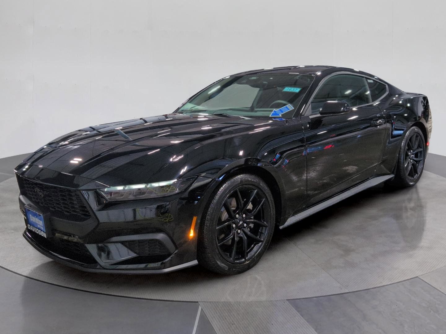 2025 Ford Mustang EcoBoost Fastback RWD
