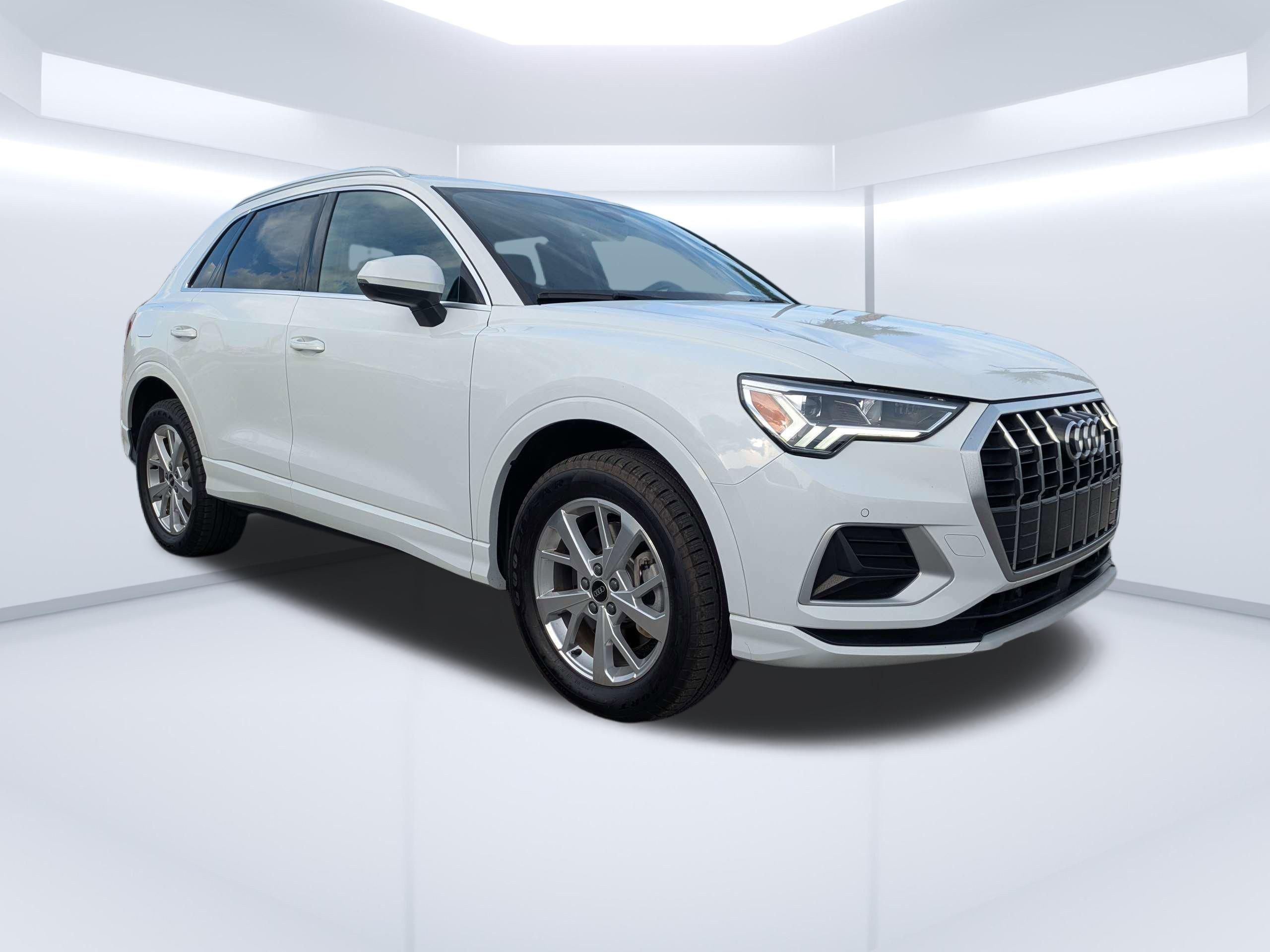 2024 Audi Q3 40 TFSI Premium quattro's photo