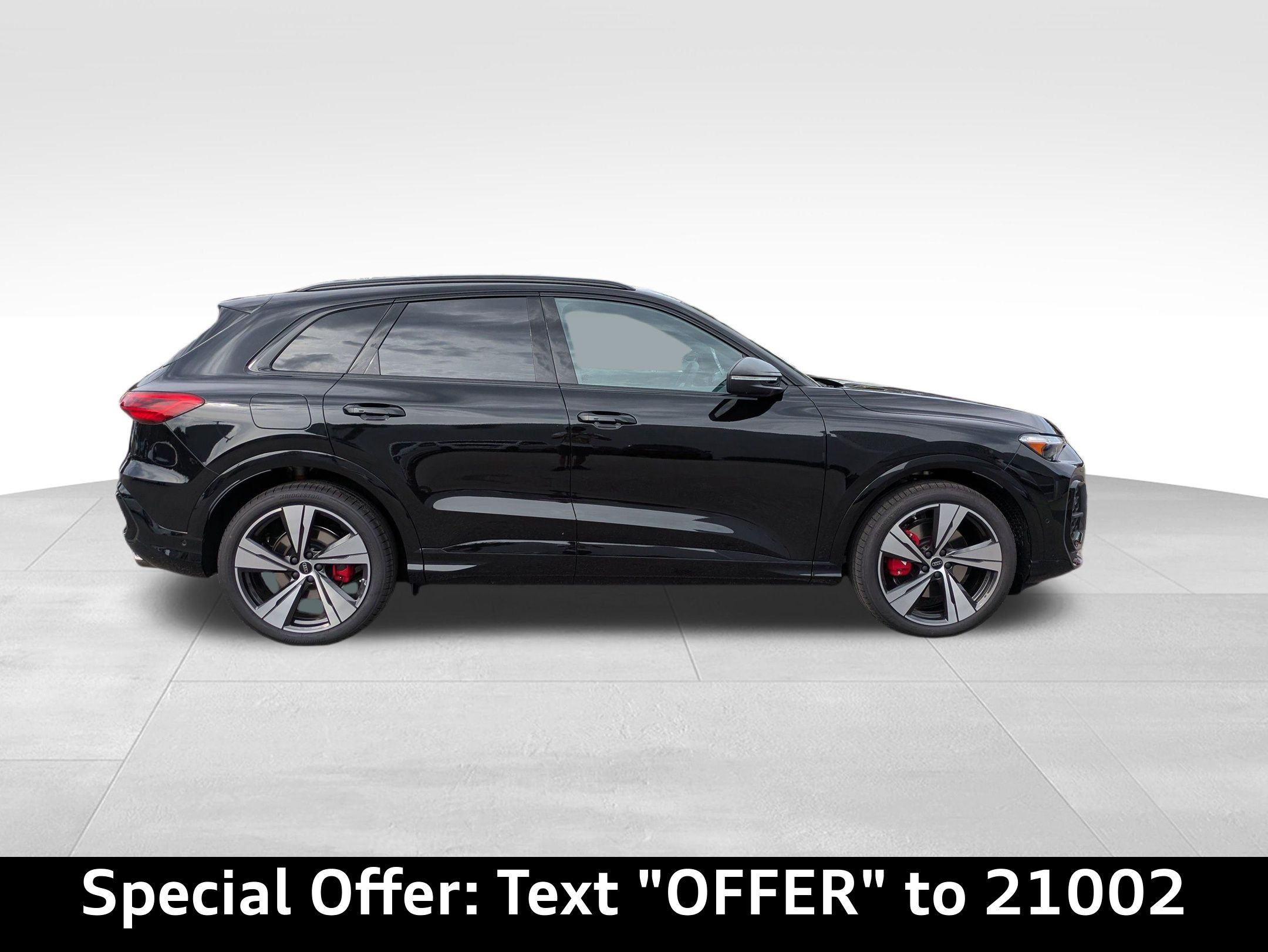 2025 Audi SQ5 Premium Plus photo 2