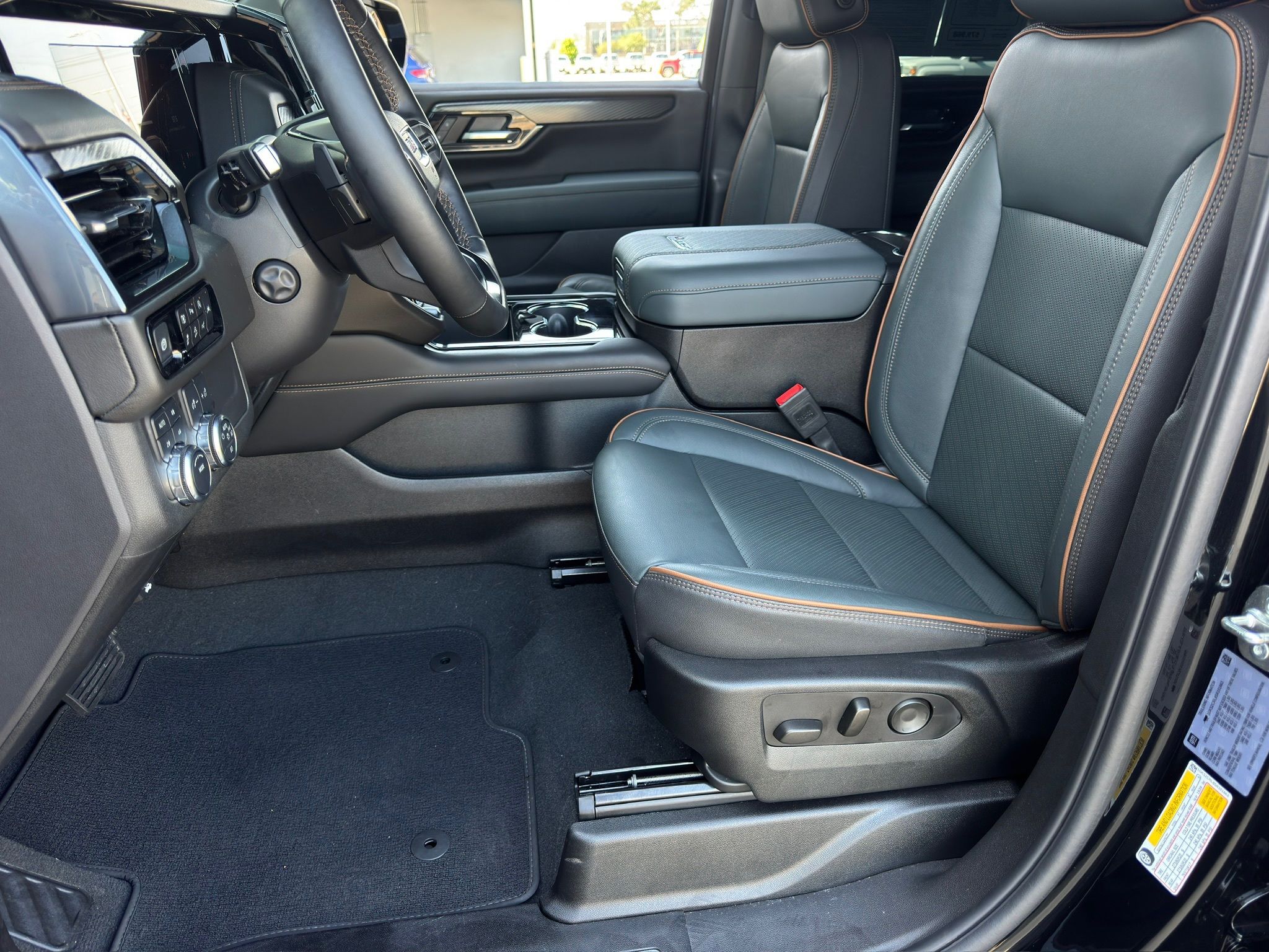 2025 GMC Yukon AT4 Black at Big Star Buick GMC