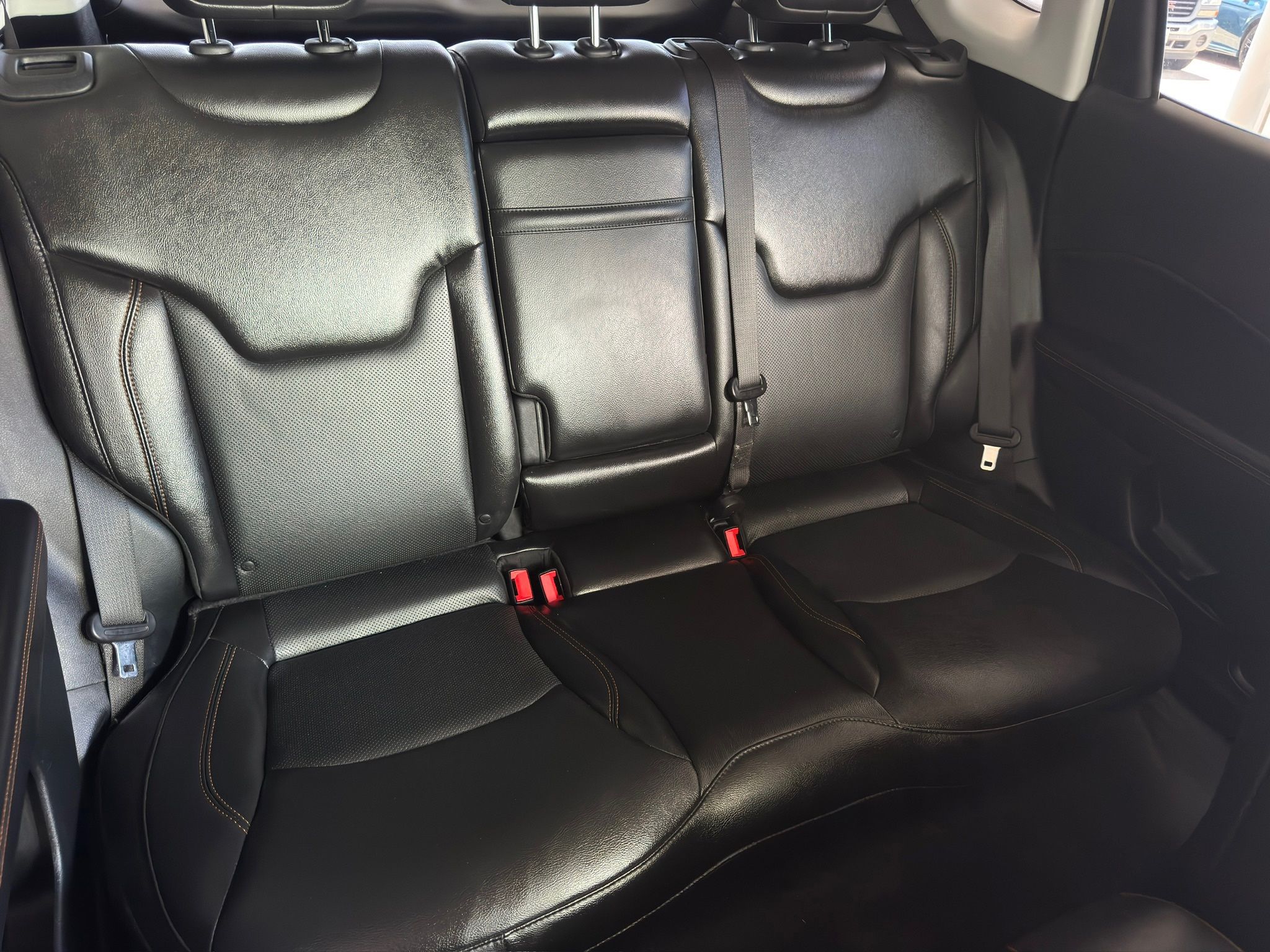2018 Jeep Compass Limited White at Victoria Chrysler Dodge Jeep Ram
