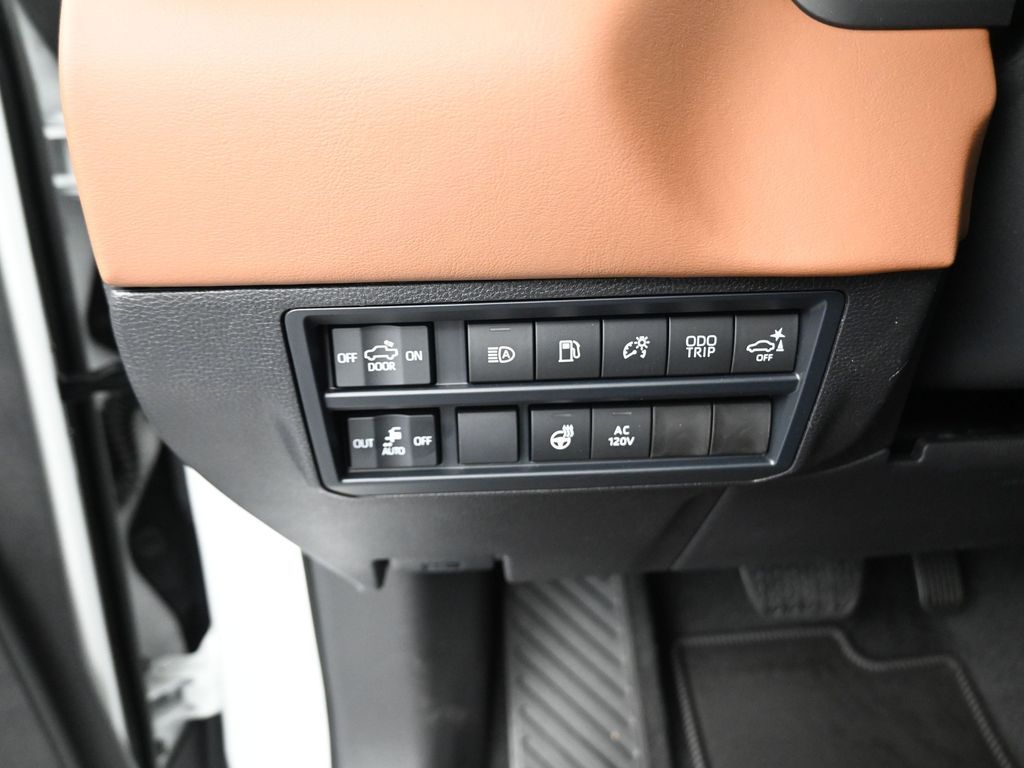 2026 Toyota Tundra Hybrid 1794 Edition - 10