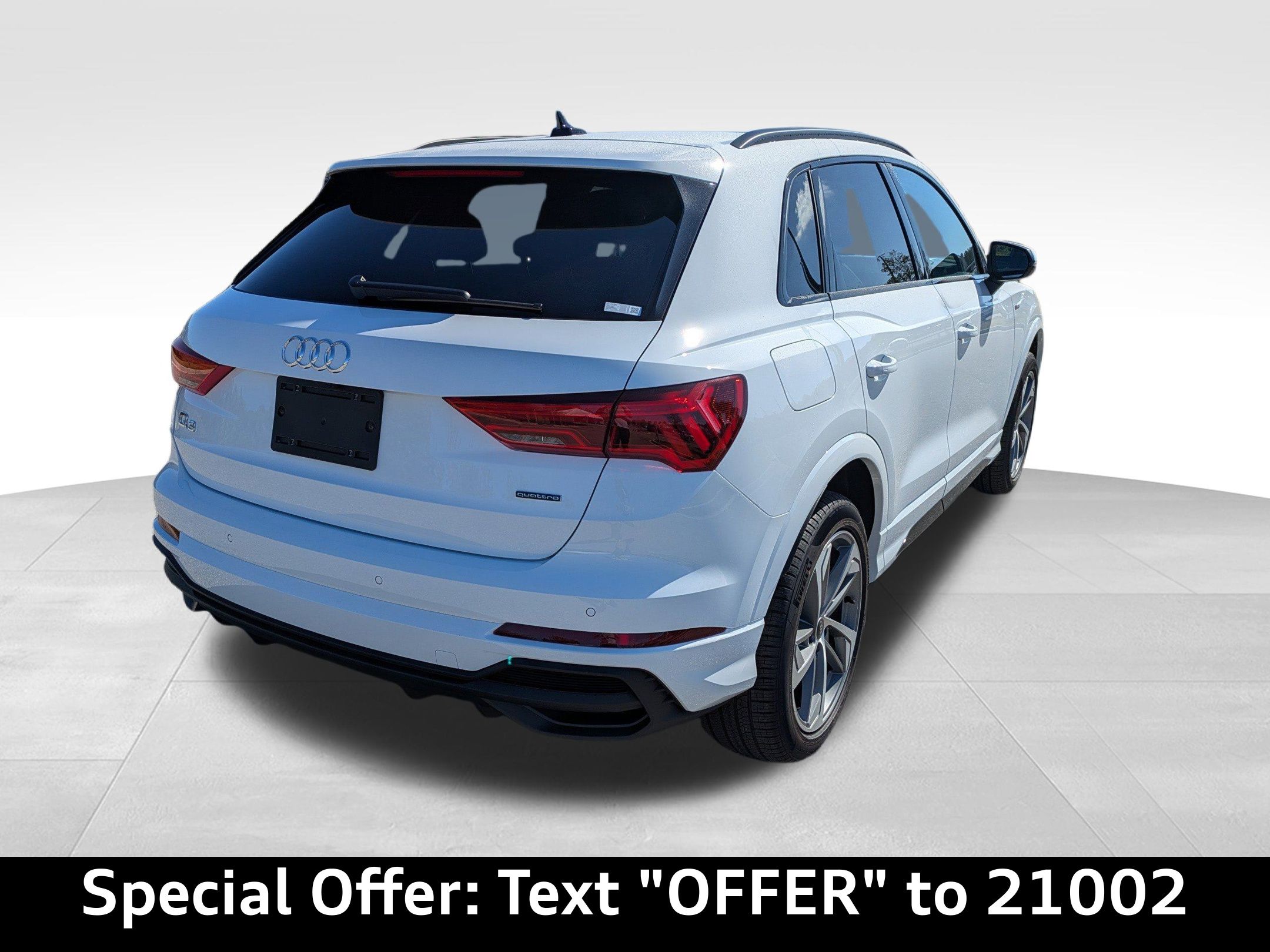 2025 Audi Q3 Premium S line 45 TFSI photo 3