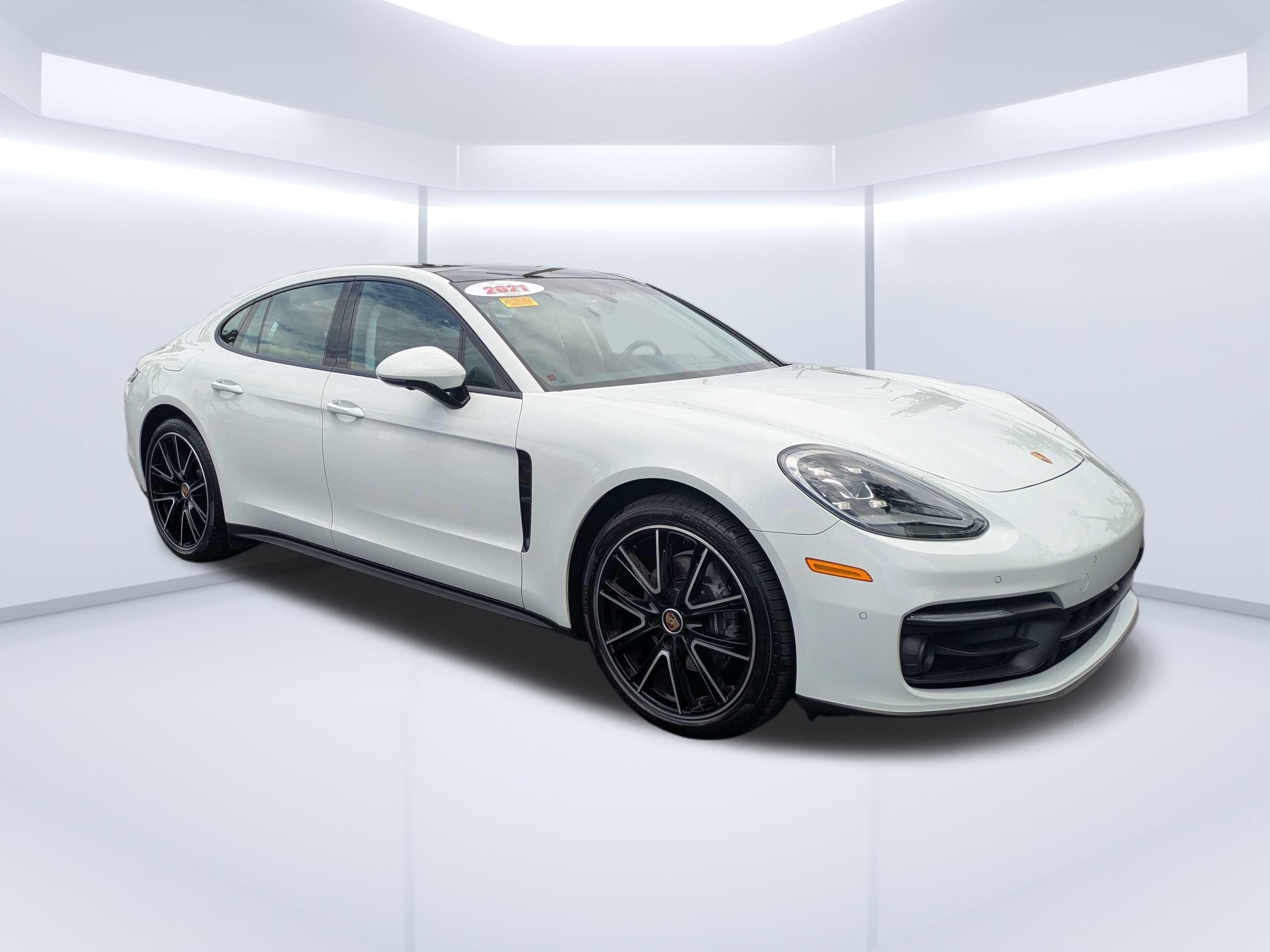 2021 Porsche Panamera 4's photo
