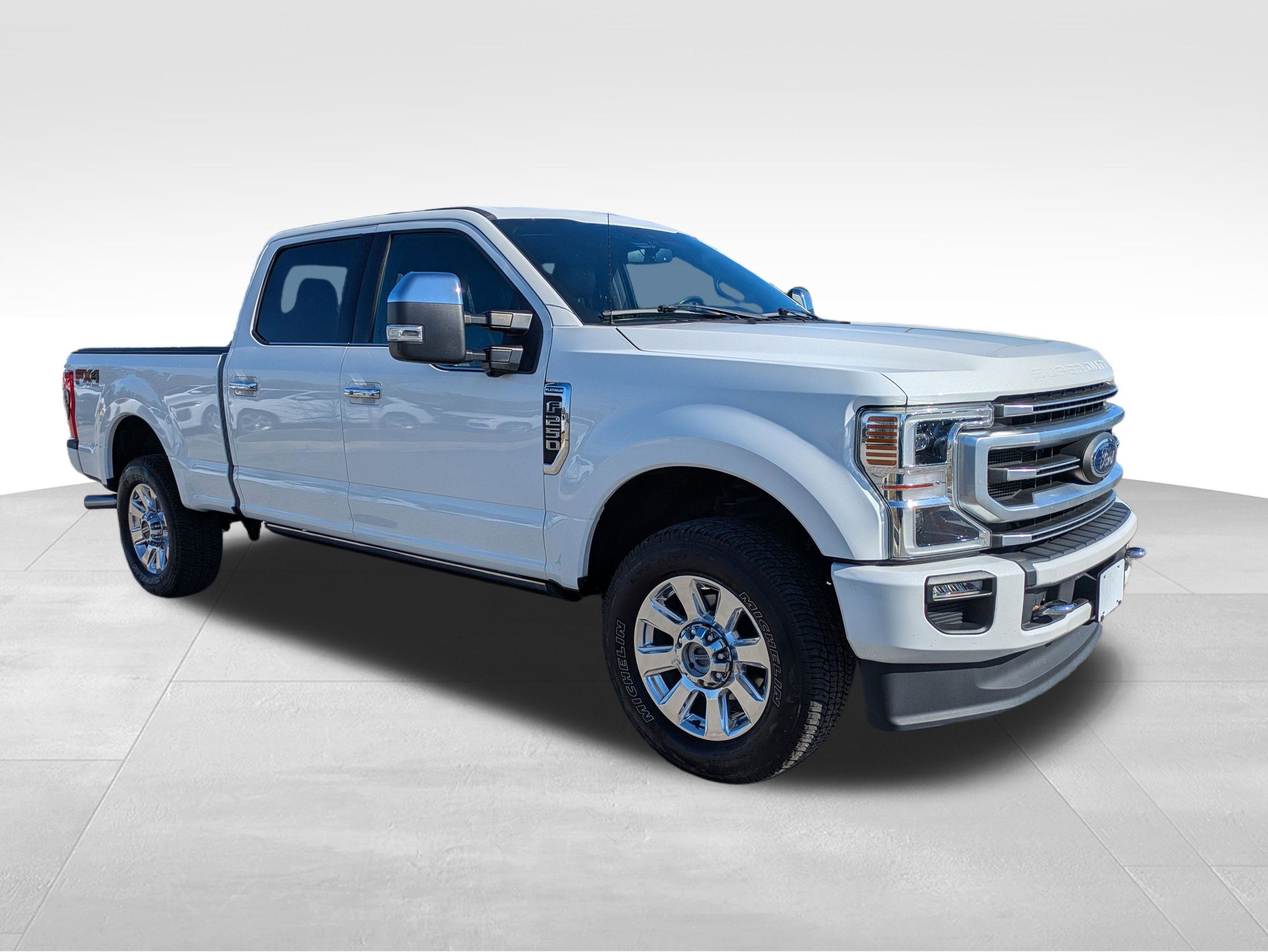 2021 Ford F-250 Super Duty Platinum's photo