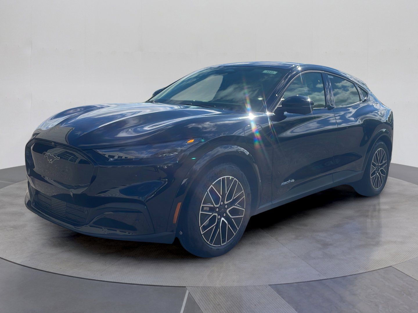  Ford Mustang Mach-E
