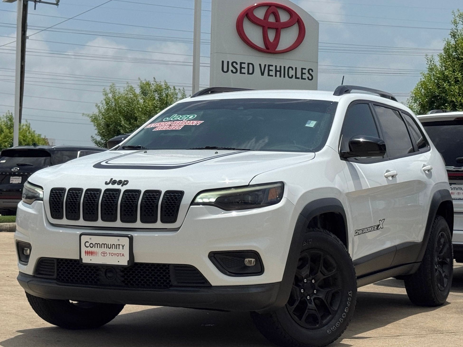 2022 Jeep Cherokee X White at Texan Dodge Chrysler Jeep Ram