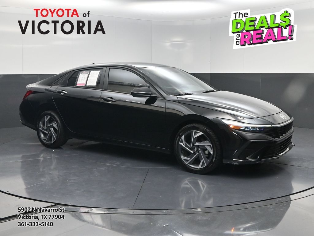 2025 Hyundai Elantra SEL Sport - 0