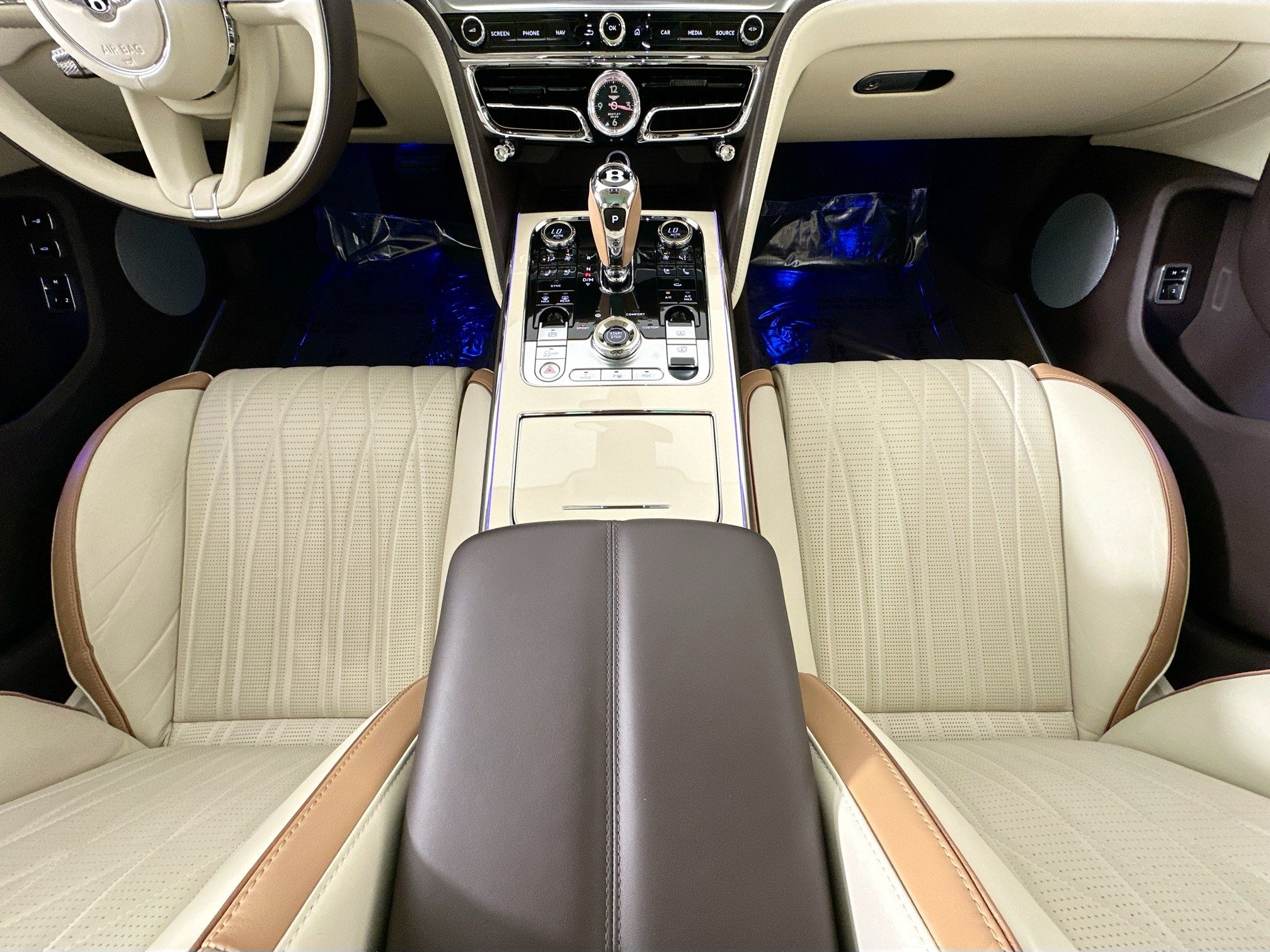 used 2023 Bentley Flying Spur Hybrid car, priced at $198,998