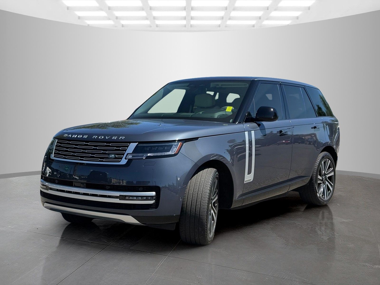 Varesine Blue Metallic 2025 Land Rover Range Rover SUV / Crossover All-Wheel Drive 8-Speed Automatic