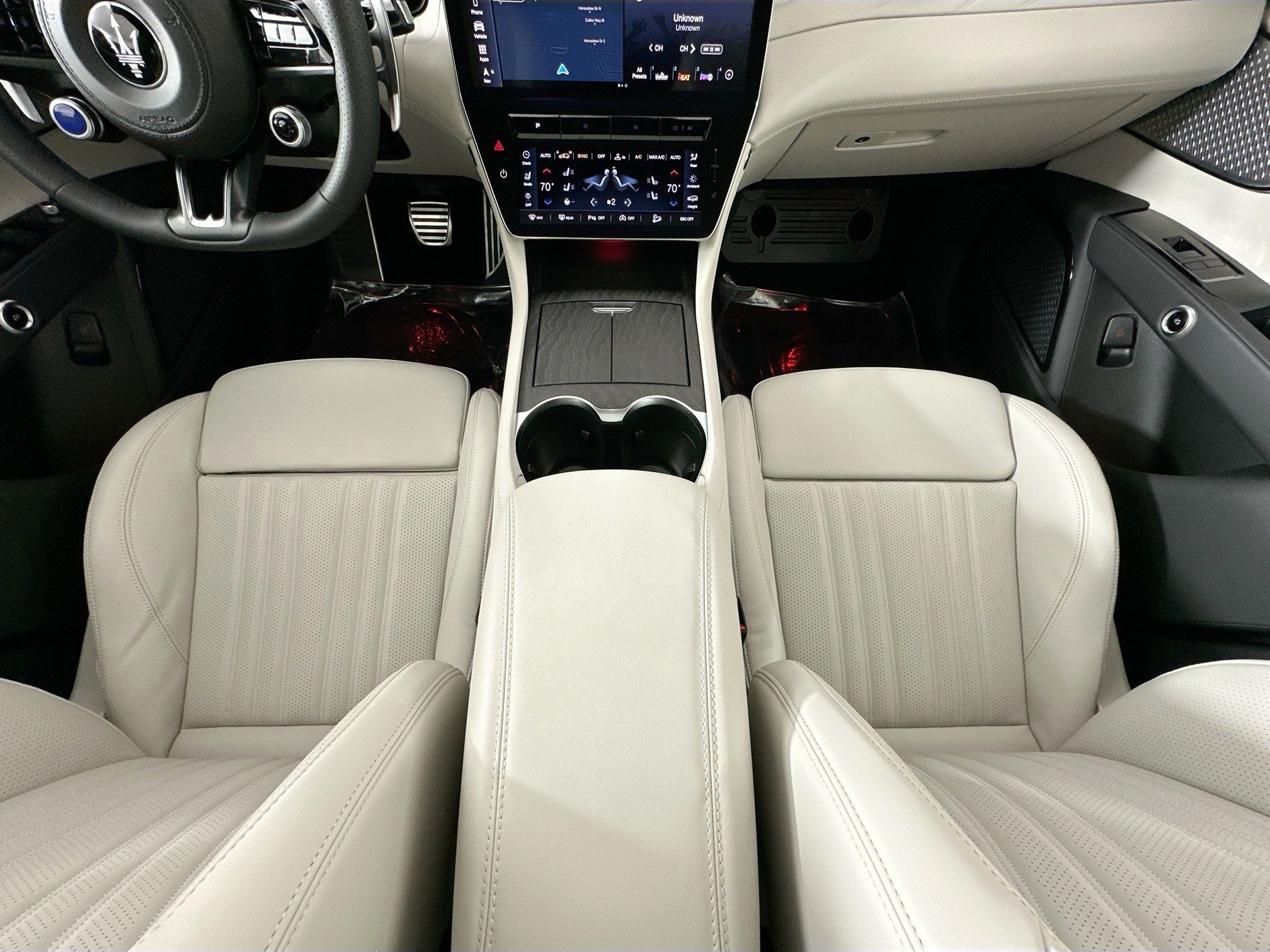 new 2026 Maserati Grecale car, priced at $94,305