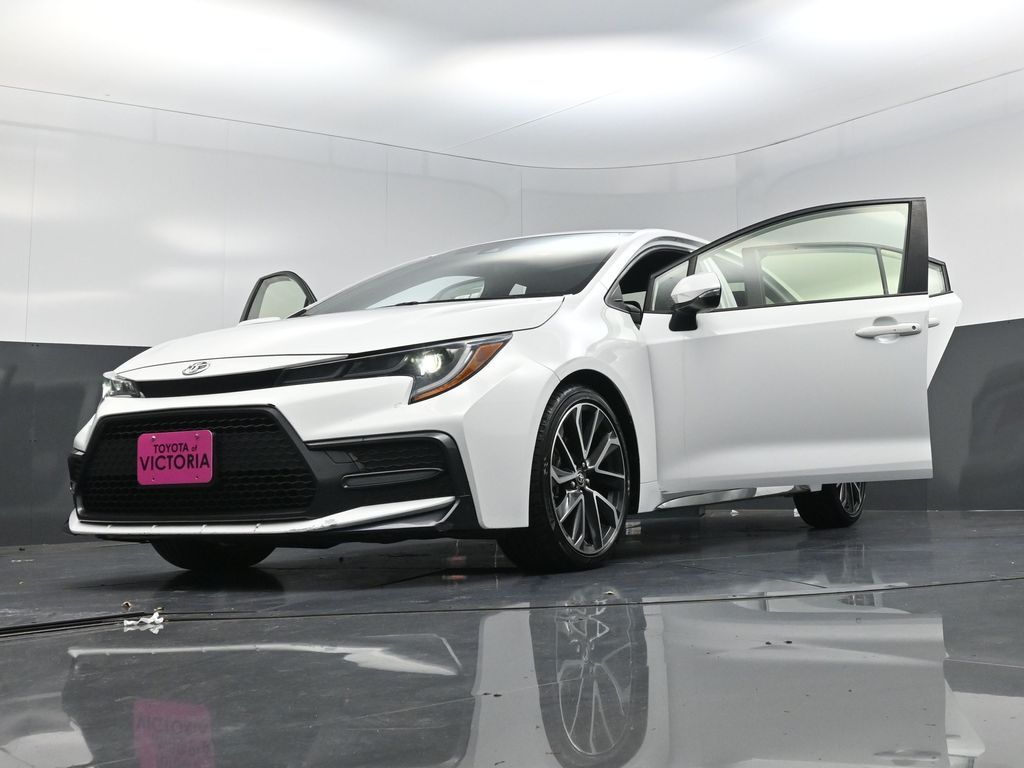 2021 Toyota Corolla SE White at Autostrade