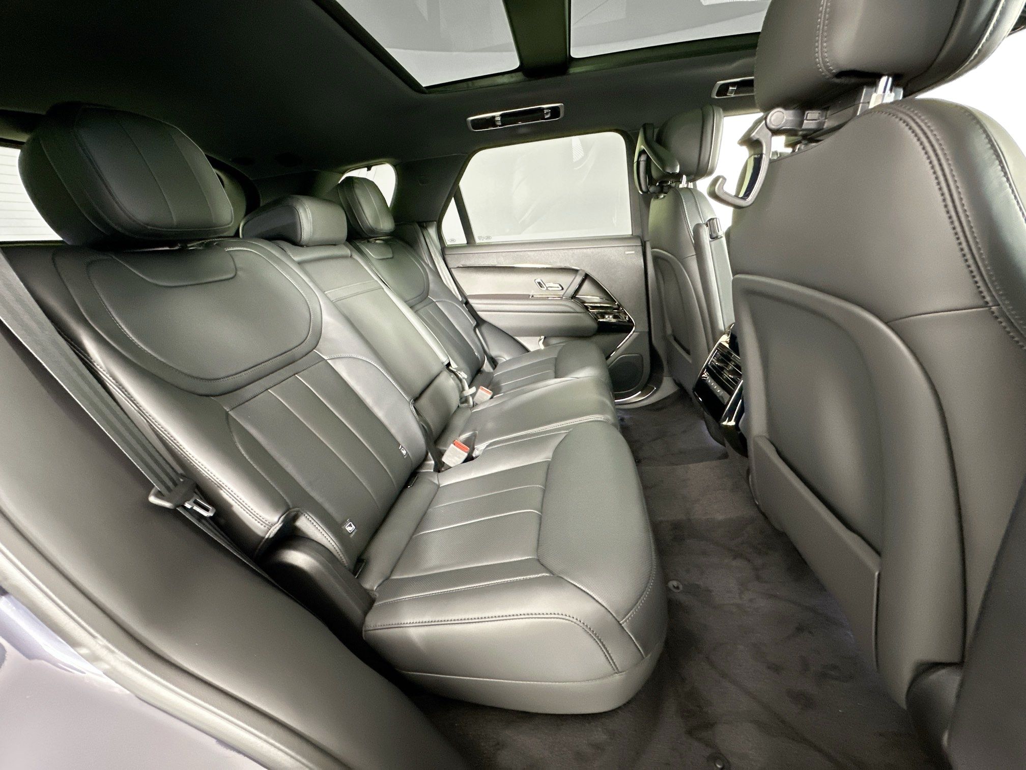 new 2026 Land Rover Range Rover Sport car, priced at $88,810