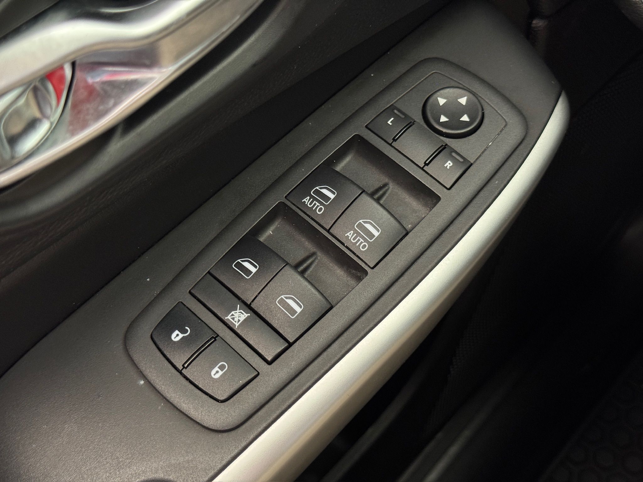 2022 Jeep Cherokee X White at Texan Dodge Chrysler Jeep Ram