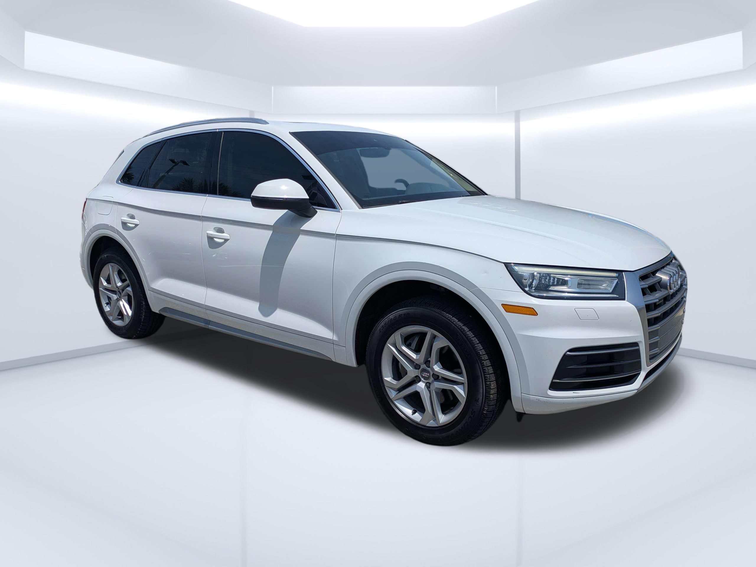 2019 Audi Q5 2.0T quattro S tronic Premium's photo
