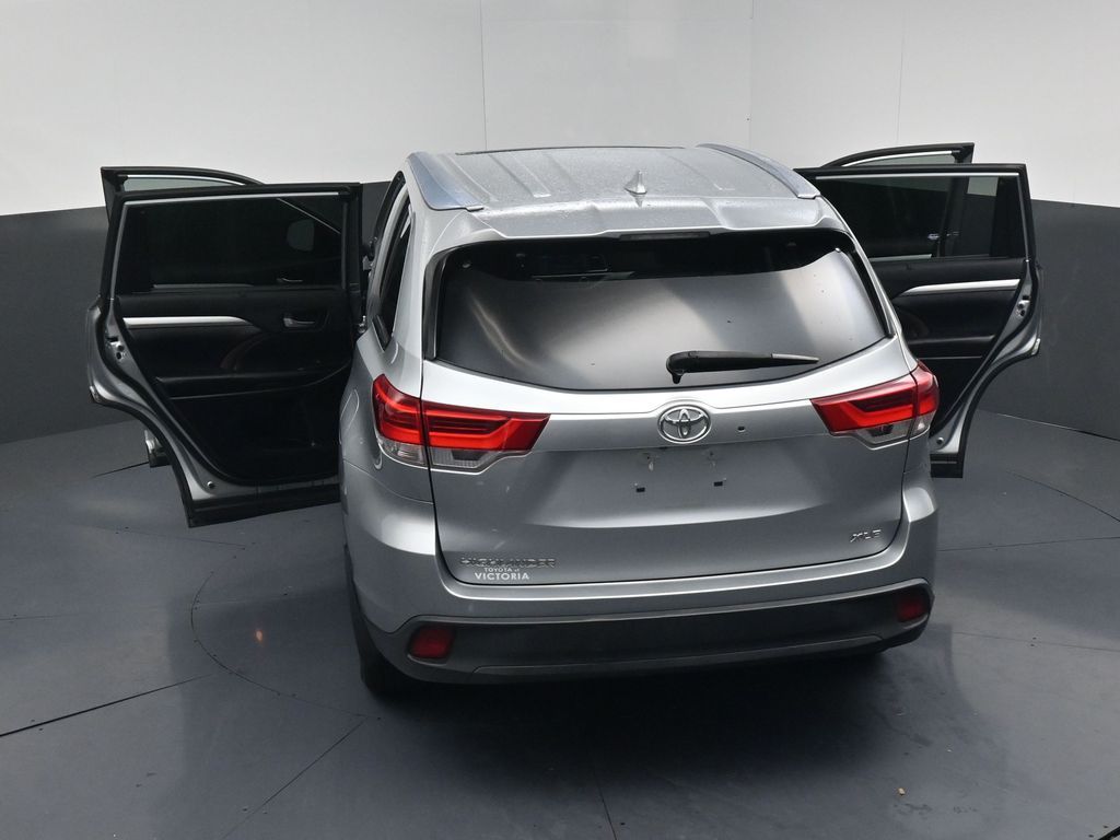2019 Toyota Highlander XLE Silver at DeMontrond Mazda