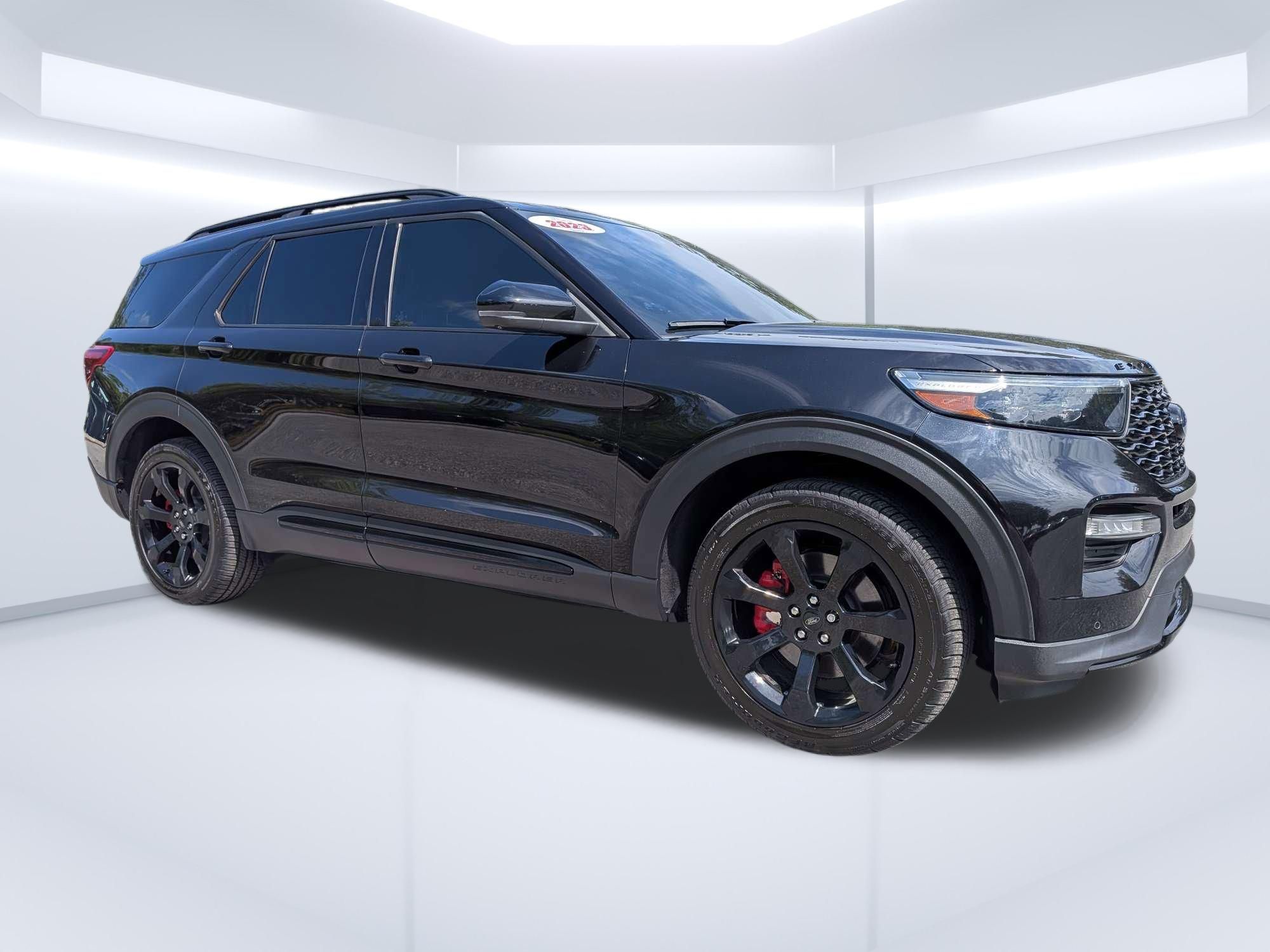 2023 Ford Explorer ST 4WD's photo