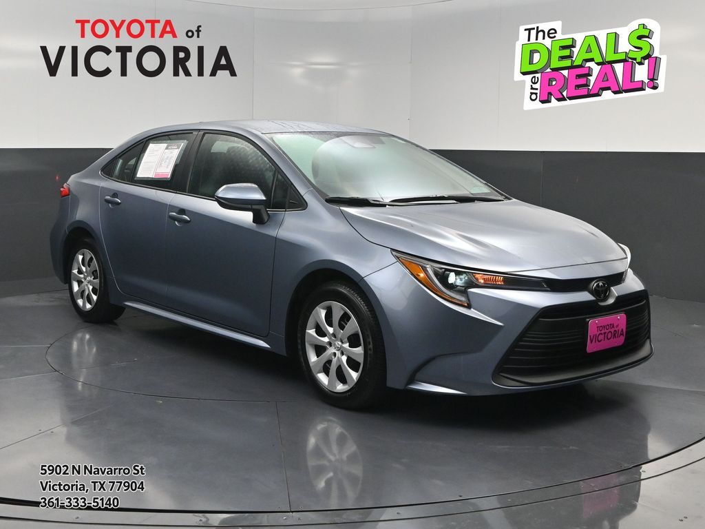 2026 Toyota Corolla LE FWD