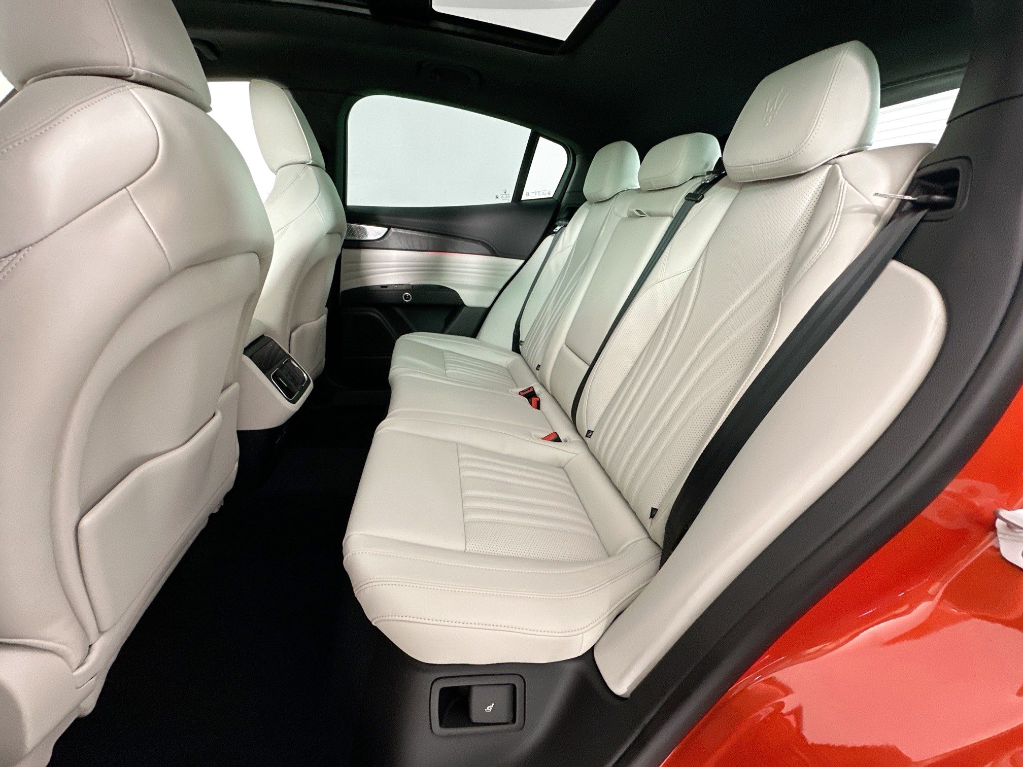 new 2026 Maserati Grecale car, priced at $94,305