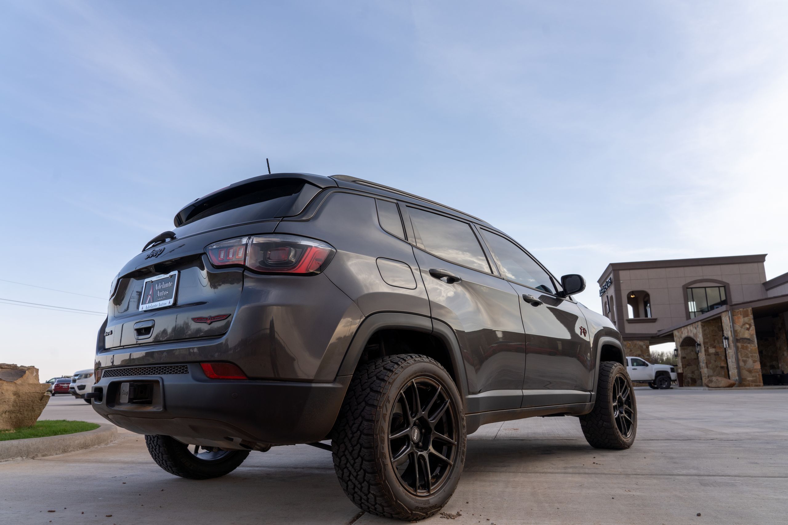 View vehicle photo 4