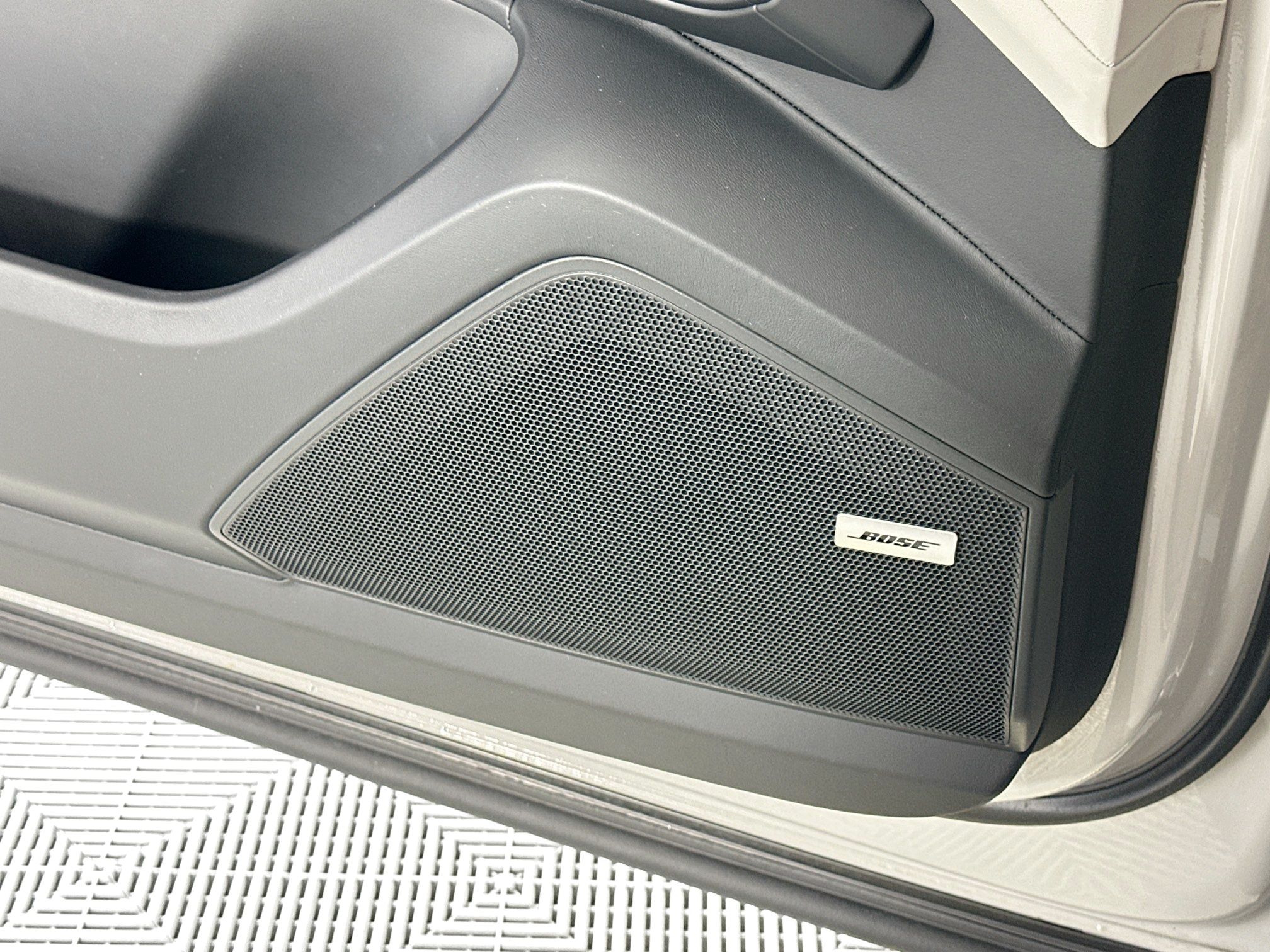 used 2024 Porsche Cayenne Coupe car, priced at $82,998